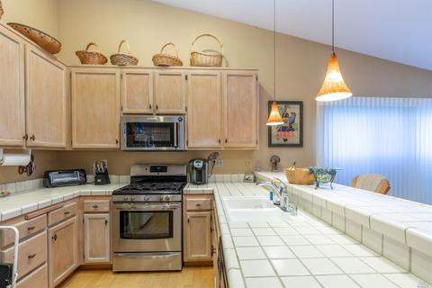 104 Cornell St, Windsor, CA 95492 photo 3