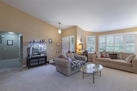 104 Cornell St, Windsor, CA 95492 photo 12