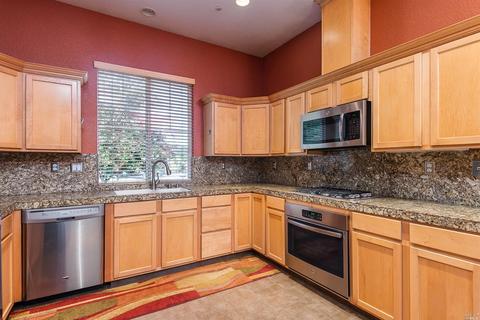 116 St Michael Ct, Cloverdale, CA 95425 photo 9