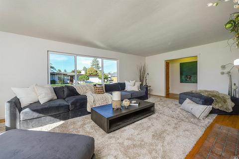 989 Central Ave, Napa, CA 94558 photo 5