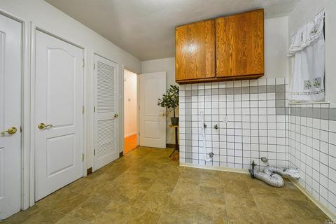 989 Central Ave, Napa, CA 94558 photo 16