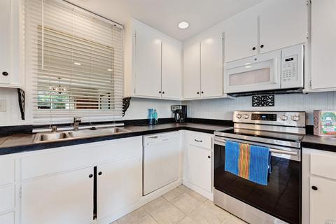 7988 Sunflower Dr, Cotati, CA 94931 photo 16