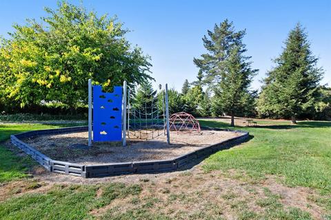 7988 Sunflower Dr, Cotati, CA 94931 photo 25