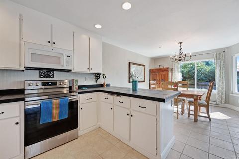 7988 Sunflower Dr, Cotati, CA 94931 photo 15