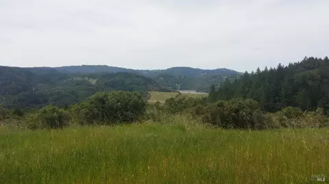 9685 Dry Creek Rd, Healdsburg, CA 95448