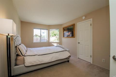 2272 Silver Fox Cir, Fairfield, CA 94534 photo 18