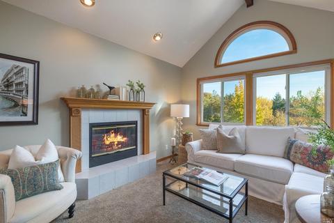 8568 Cypress Ave, Cotati, CA 94931 photo 4