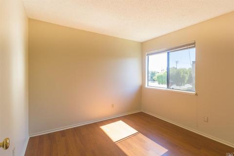 45 Del Prado Cir, Fairfield, CA 94533 photo 14