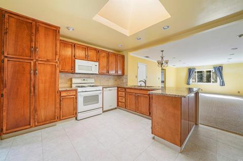 2425 Tennessee St, Vallejo, CA 94591 photo 9