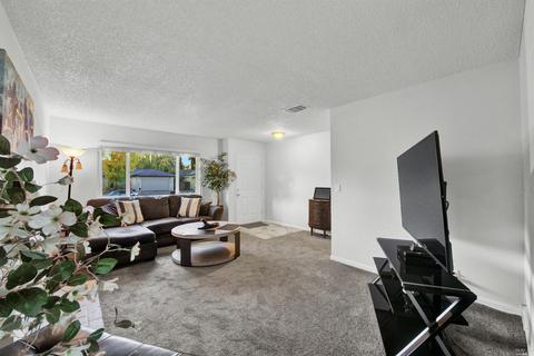 2237 Atherton Ct, Fairfield, CA 94533 photo 10