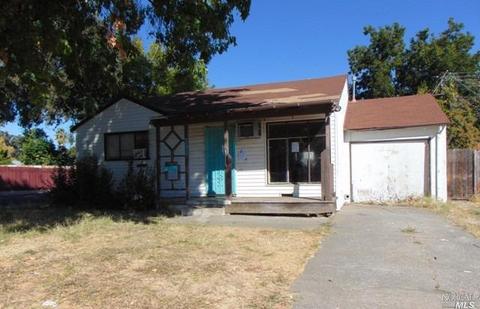396 Buckeye St, Vacaville, CA 95688 photo 1