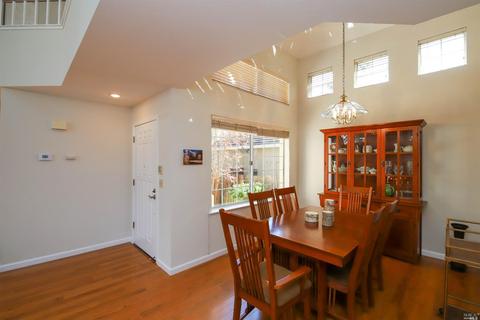 591 Rolling Oak Ct, Vacaville, CA 95688 photo 11