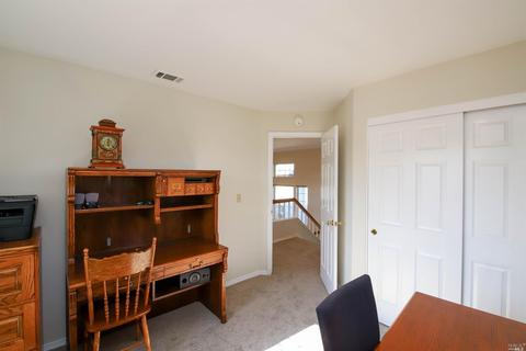 591 Rolling Oak Ct, Vacaville, CA 95688 photo 34