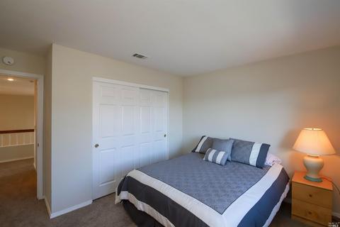 591 Rolling Oak Ct, Vacaville, CA 95688 photo 30