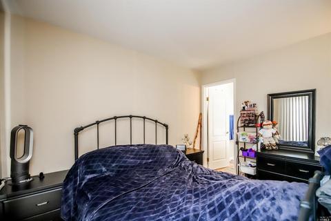2444 Oceanic Dr, Fairfield, CA 94533 photo 32