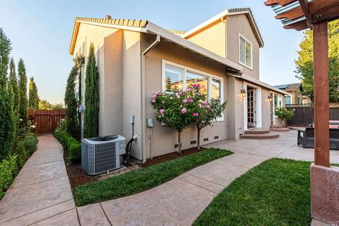 504 Decanter Cir, Windsor, CA 95492 photo 11