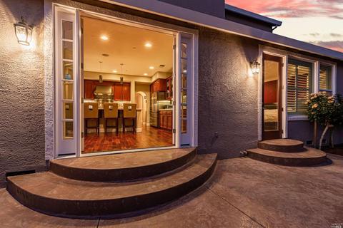 504 Decanter Cir, Windsor, CA 95492 photo 3