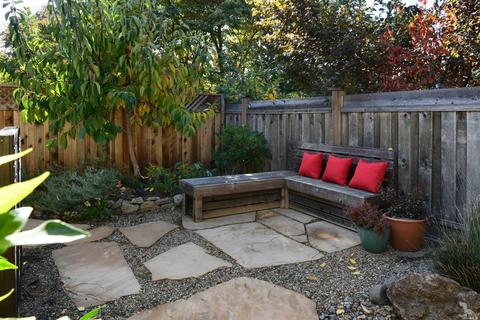 331 Orchard St, Healdsburg, CA 95448 photo 5