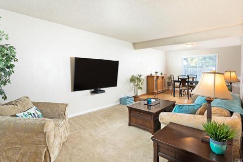 710 Stratford Ave, Dixon, CA 95620 photo 8