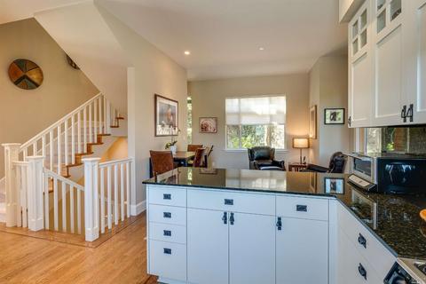 1 Una Ct, Mill Valley, CA 94941 photo 15