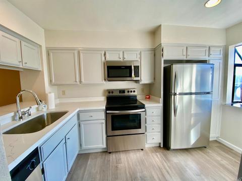 146 Nantucket Ln, Vallejo, CA 94590 photo 3