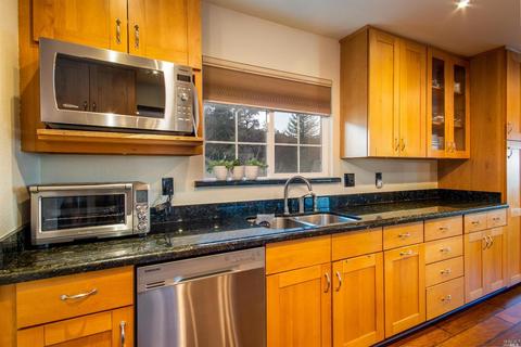 865 Malaga Dr, Ukiah, CA 95482 photo 7