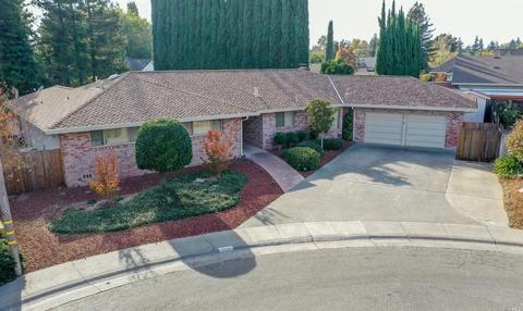 915 Sievers Way, Dixon, CA 95620 photo 2