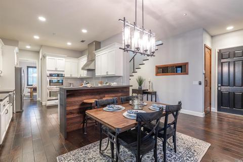 72 Catania Ln, Napa, CA 94558 photo 16