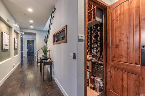 72 Catania Ln, Napa, CA 94558 photo 8