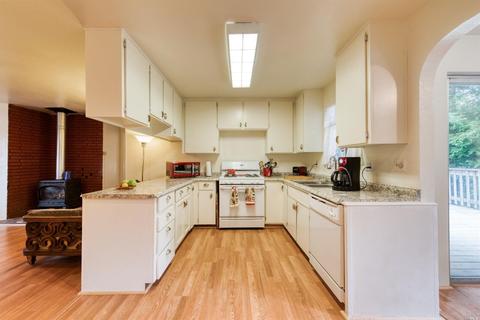 2247 Primrose Dr, Willits, CA 95490 photo 3