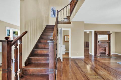 944 Capitol St, Vallejo, CA 94590 photo 4