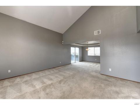 147 Olympic Dr, Vallejo, CA 94589 photo 4