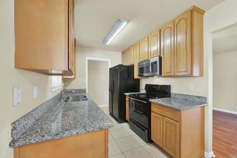 2125 Tipton Way, Fairfield, CA 94533 photo 8