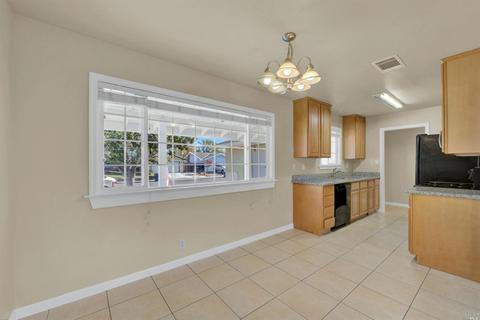 2125 Tipton Way, Fairfield, CA 94533 photo 5