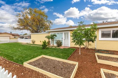 361 Utah St, Fairfield, CA 94533 photo 3