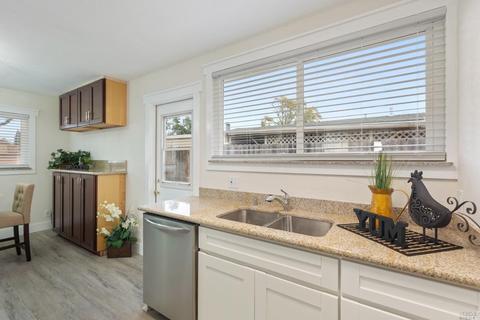 361 Utah St, Fairfield, CA 94533 photo 21