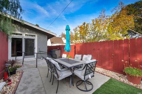 1011 W Ohio St, Vallejo, CA 94590 photo 3