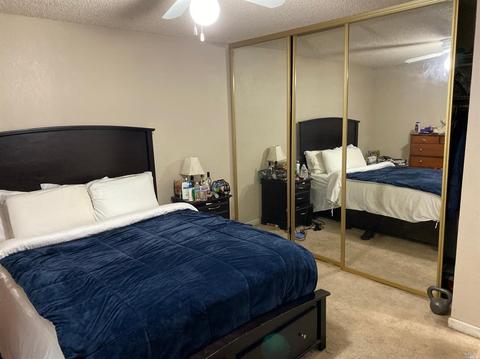 406 Holly St, Vallejo, CA 94589 photo 9