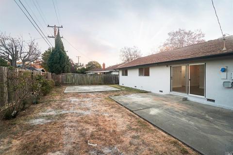 132 Kit Carson Way, Vallejo, CA 94589 photo 30