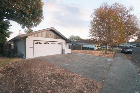 132 Kit Carson Way, Vallejo, CA 94589 photo 2