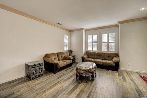 1367 Eucalyptus Dr, Vallejo, CA 94591 photo 9