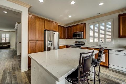 1367 Eucalyptus Dr, Vallejo, CA 94591 photo 17