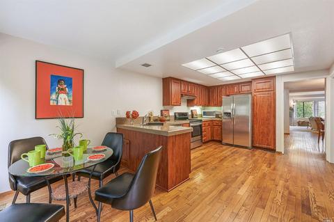 60 Flicker Dr, Novato, CA 94949 photo 16