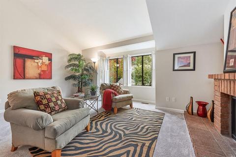 60 Flicker Dr, Novato, CA 94949 photo 8