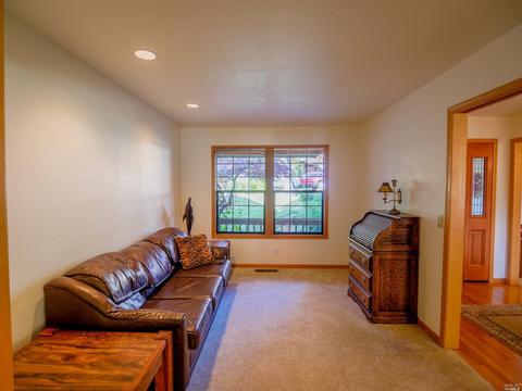 137 Vinecrest Cir, Windsor, CA 95492 photo 14