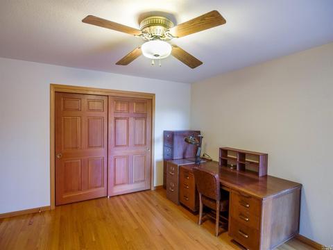 137 Vinecrest Cir, Windsor, CA 95492 photo 17