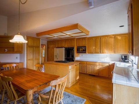 137 Vinecrest Cir, Windsor, CA 95492 photo 6