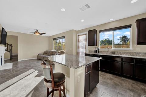 1359 Encore Dr, Fairfield, CA 94534 photo 11