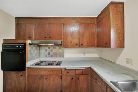 658 Mini Dr, Vallejo, CA 94589 photo 15