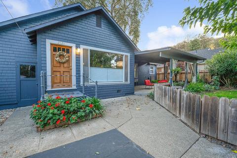 2929 Pine St, Napa, CA 94558 photo 1